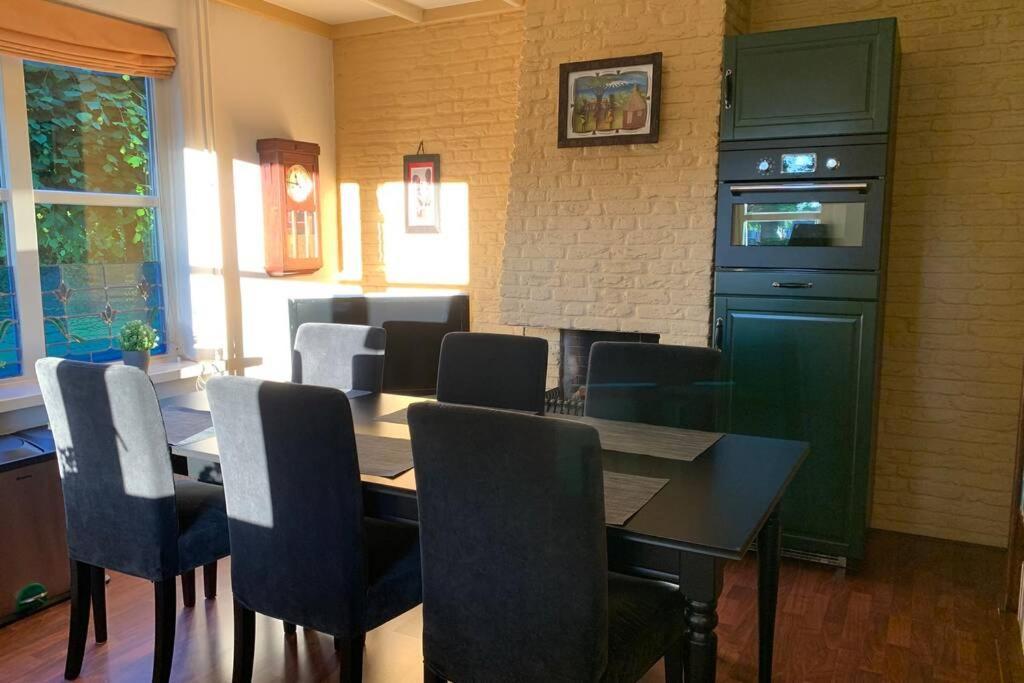 Karibu Het Voorhuis 2 Tot 6 Persoons Luxe Slaapkamers Met Een Mooie Woonkeuken Daarle ภายนอก รูปภาพ